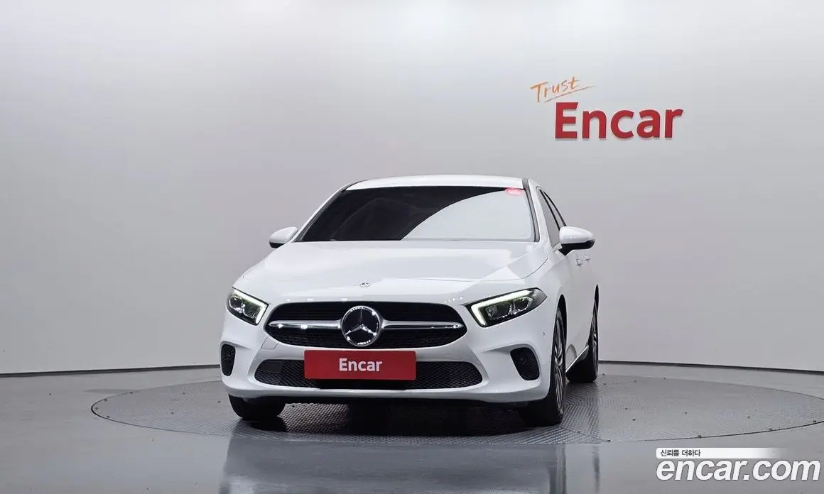 Mercedes-Benz A-Class 2021 2.0 автомат (гидро), фото 3 Mercedes-Benz A-Class 2021 2.0 автомат (гидро), фото 3