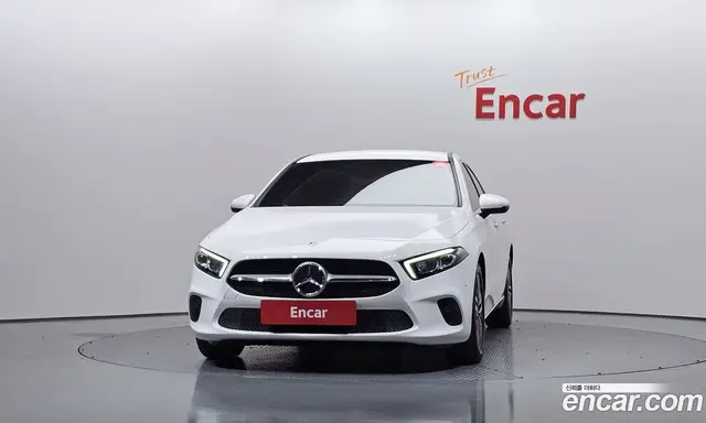 Mercedes-Benz A-Class 2021 2.0 автомат (гидро), миниатюра 3 Mercedes-Benz A-Class 2021 2.0 автомат (гидро), миниатюра 3