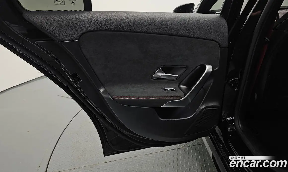 Mercedes-Benz A-Class 2022 2.0 автомат (гидро), фото 14 Mercedes-Benz A-Class 2022 2.0 автомат (гидро), фото 14