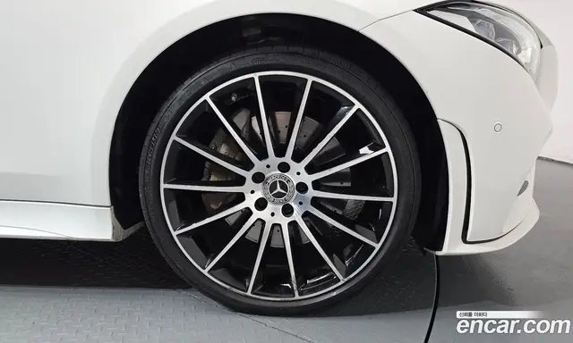 Mercedes-Benz CLS-Class 2018 2.9 автомат (гидро), миниатюра 4 Mercedes-Benz CLS-Class 2018 2.9 автомат (гидро), миниатюра 4