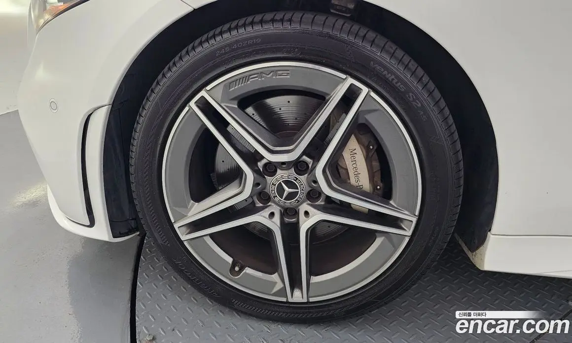 Mercedes-Benz CLS-Class 2020 1.9 автомат (гидро), фото 5
