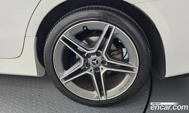 Mercedes-Benz CLS-Class 2020 1.9 автомат (гидро), миниатюра 7