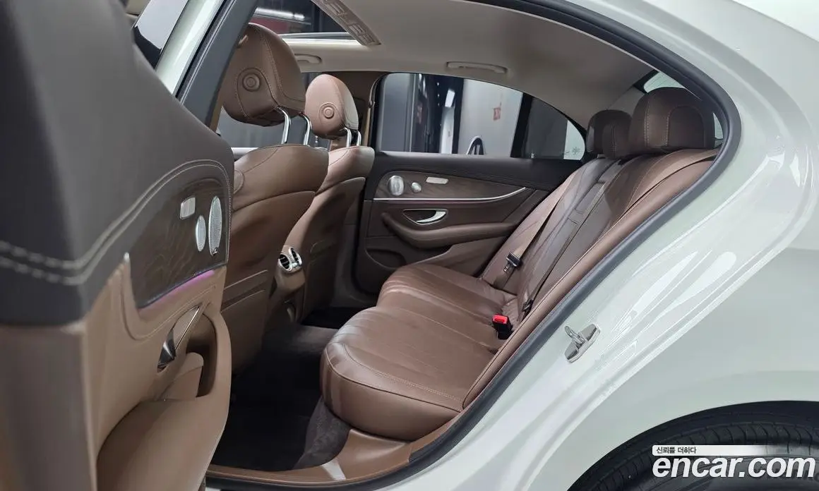 Mercedes-Benz E-Class 2018 2.0 автомат (гидро), фото 17