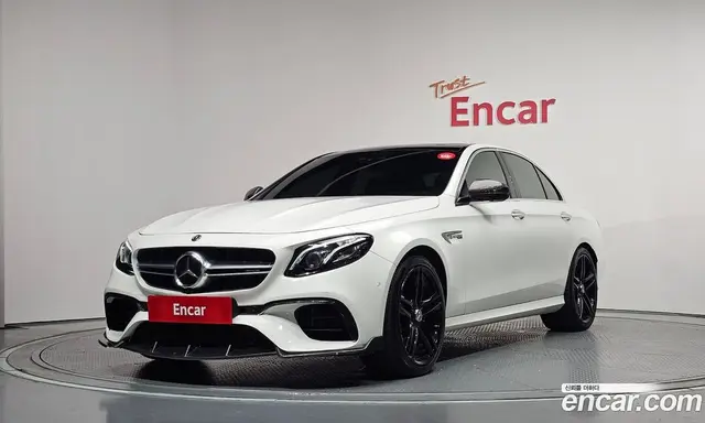 Mercedes-Benz E-Class, 2018, 105 566 км