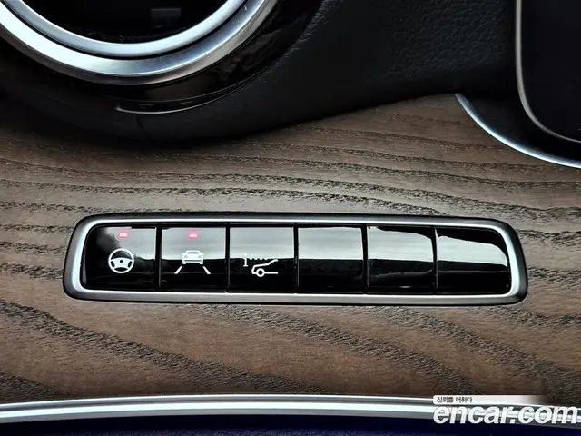 Mercedes-Benz E-Class 2018 1.9 автомат (гидро), миниатюра 12