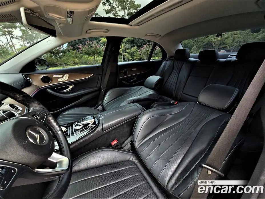 Mercedes-Benz E-Class 2018 1.9 автомат (гидро), фото 17
