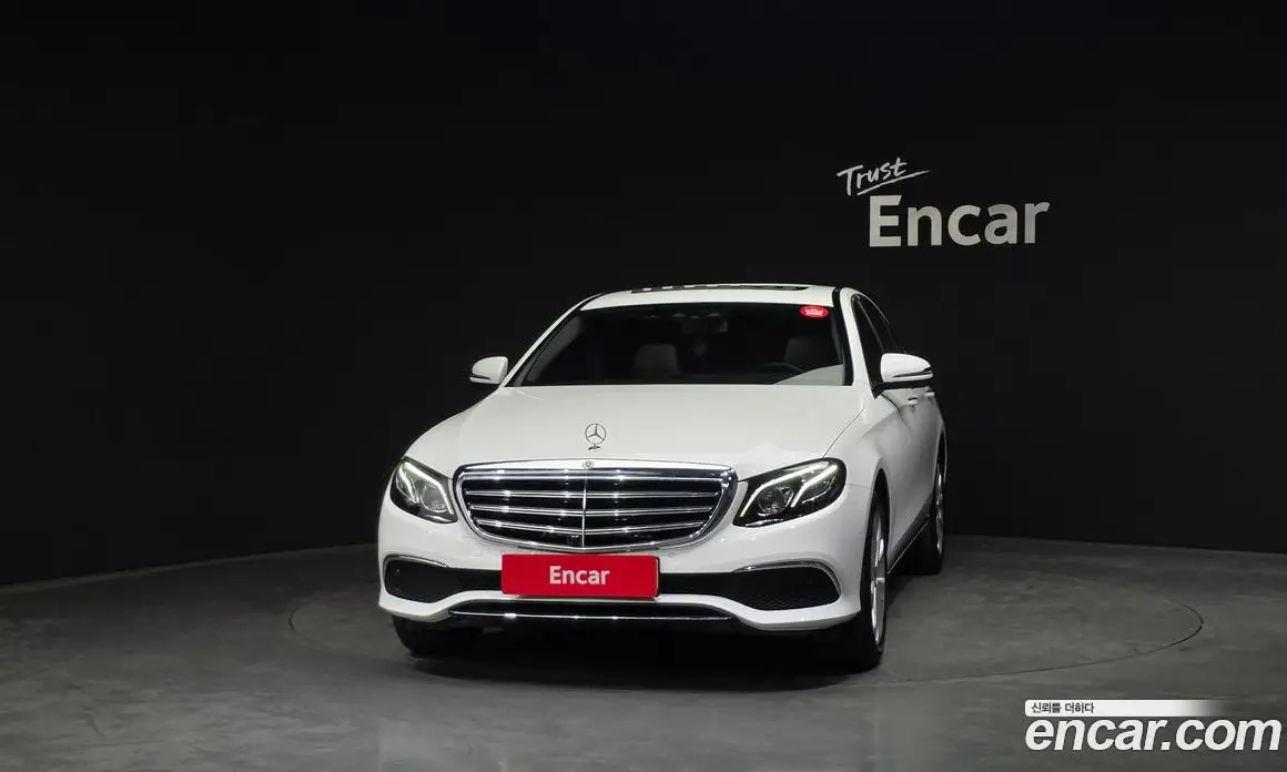 Mercedes-Benz E-Class 2019 2.0 автомат (гидро), фото 3