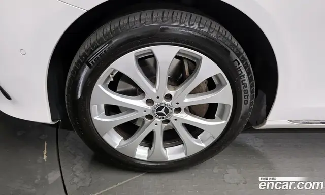 Mercedes-Benz E-Class 2019 2.0 автомат (гидро), миниатюра 5