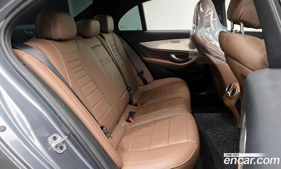 Mercedes-Benz E-Class 2019 2.0 автомат (гидро), фото 19 Mercedes-Benz E-Class 2019 2.0 автомат (гидро), фото 19