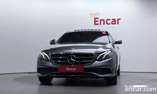 Mercedes-Benz E-Class 2019 2.0 автомат (гидро), миниатюра 3 Mercedes-Benz E-Class 2019 2.0 автомат (гидро), миниатюра 3