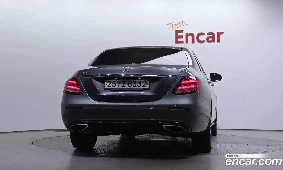 Mercedes-Benz E-Class 2019 2.0 автомат (гидро), фото 4 Mercedes-Benz E-Class 2019 2.0 автомат (гидро), фото 4