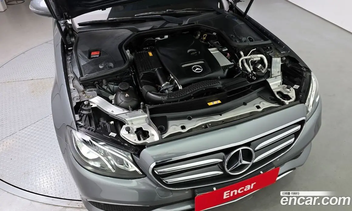 Mercedes-Benz E-Class 2019 2.0 автомат (гидро), фото 6 Mercedes-Benz E-Class 2019 2.0 автомат (гидро), фото 6