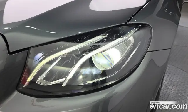 Mercedes-Benz E-Class 2019 2.0 автомат (гидро), миниатюра 8 Mercedes-Benz E-Class 2019 2.0 автомат (гидро), миниатюра 8
