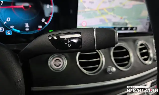 Mercedes-Benz E-Class 2020 1.9 автомат (гидро), миниатюра 12