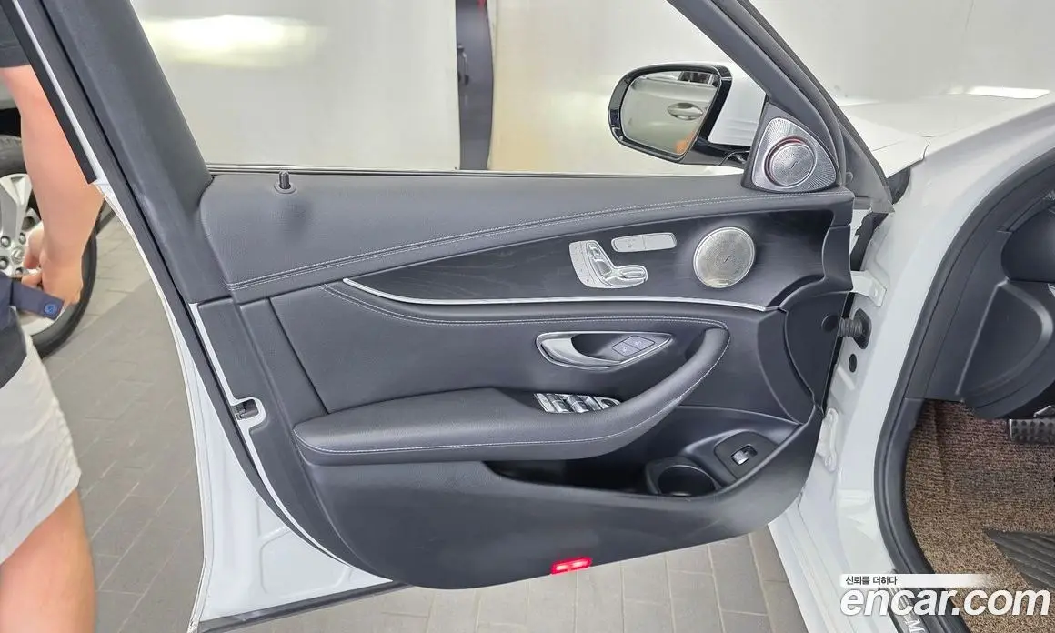 Mercedes-Benz E-Class 2020 1.9 автомат (гидро), фото 14