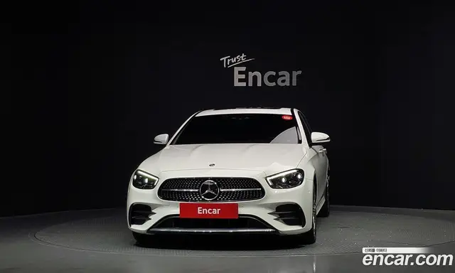 Mercedes-Benz E-Class 2020 1.9 автомат (гидро), миниатюра 3