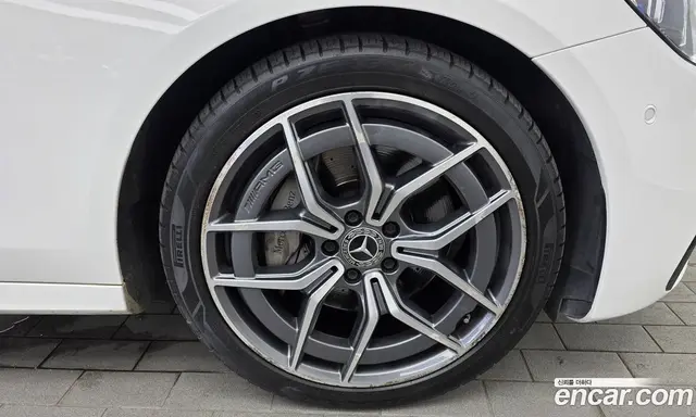 Mercedes-Benz E-Class 2020 1.9 автомат (гидро), миниатюра 7
