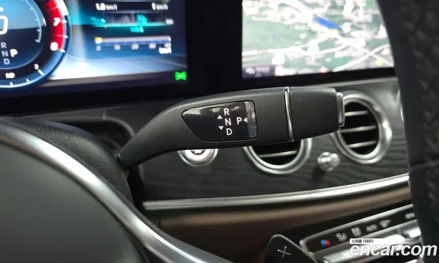 Mercedes-Benz E-Class 2020 2.0 автомат (гидро), миниатюра 11