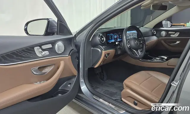 Mercedes-Benz E-Class 2020 2.0 автомат (гидро), миниатюра 12