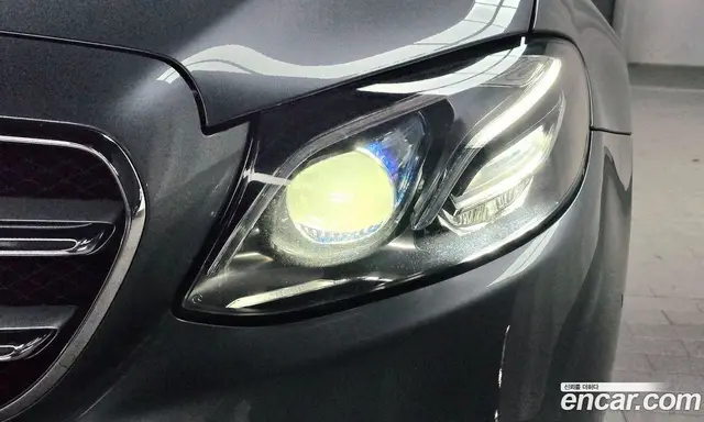 Mercedes-Benz E-Class 2020 2.0 автомат (гидро), миниатюра 7