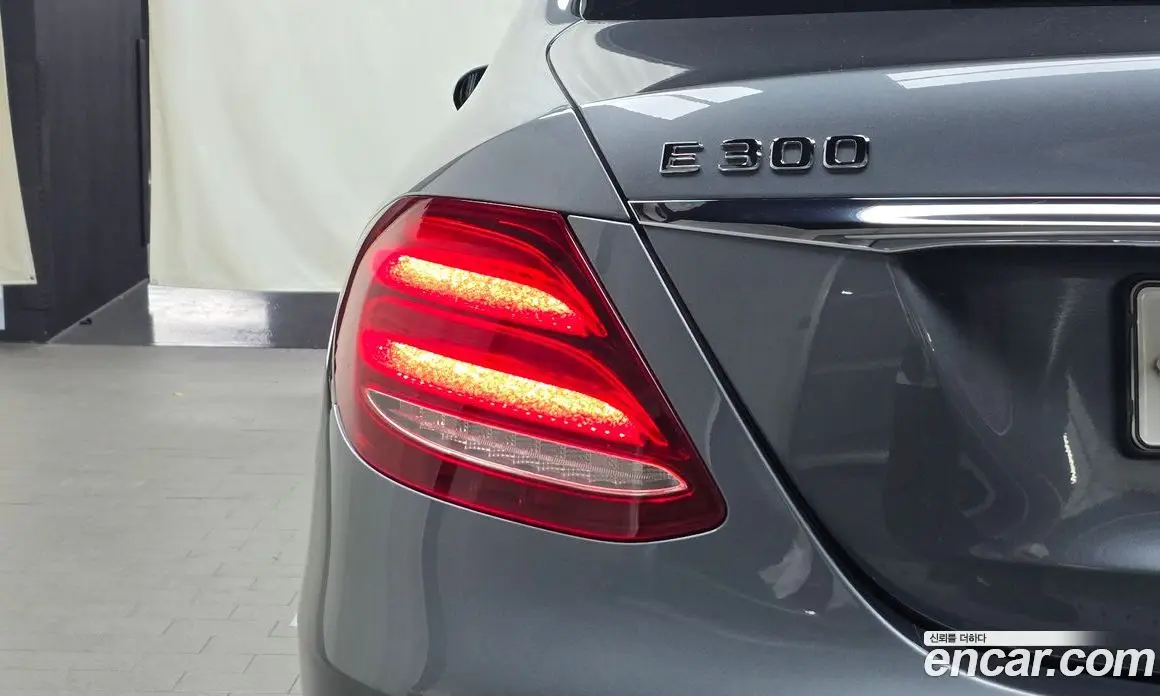 Mercedes-Benz E-Class 2020 2.0 автомат (гидро), фото 8