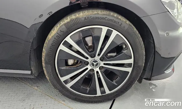 Mercedes-Benz E-Class 2021 2.0 автомат (гидро), миниатюра 5