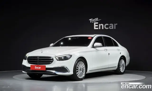 Mercedes-Benz E-Class, 2021, 68 076 км