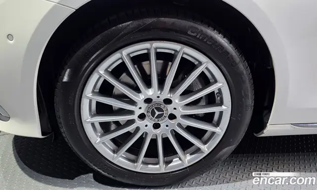 Mercedes-Benz E-Class 2021 2.0 автомат (гидро), миниатюра 5 Mercedes-Benz E-Class 2021 2.0 автомат (гидро), миниатюра 5