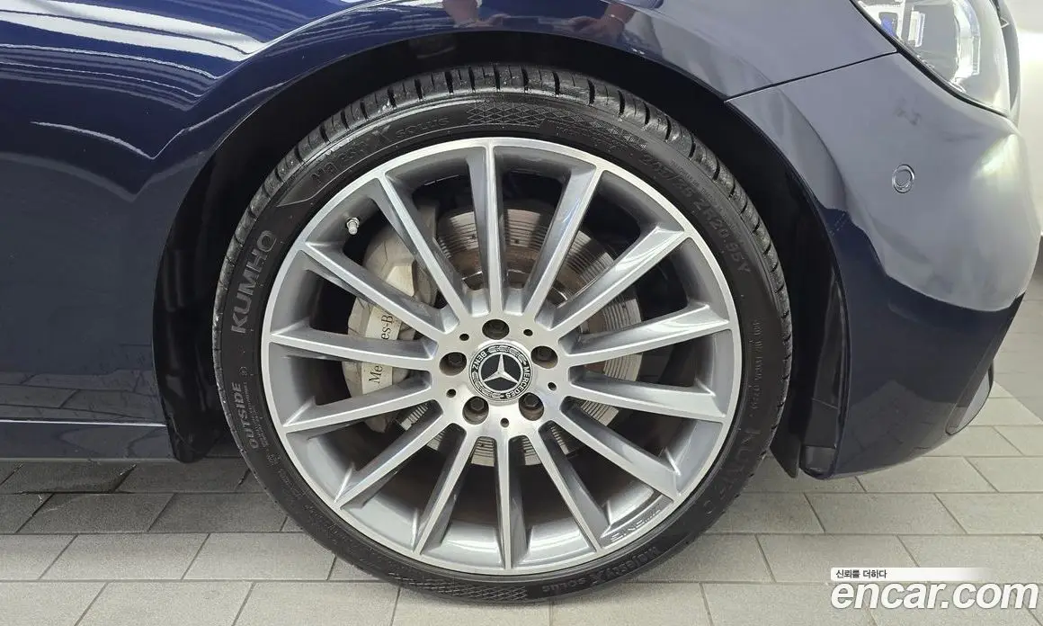 Mercedes-Benz E-Class 2022 2.0 автомат (гидро), фото 7