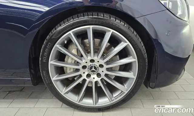 Mercedes-Benz E-Class 2022 2.0 автомат (гидро), миниатюра 7