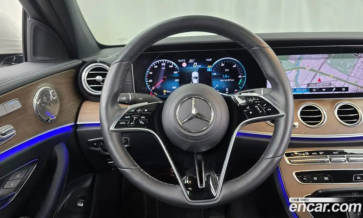 Mercedes-Benz E-Class 2022 2.0 автомат (гидро), фото 18