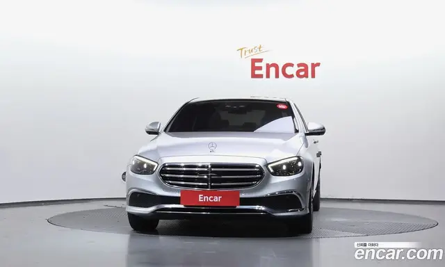Mercedes-Benz E-Class 2023 3.0 автомат (гидро), миниатюра 3 Mercedes-Benz E-Class 2023 3.0 автомат (гидро), миниатюра 3