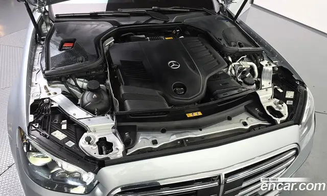 Mercedes-Benz E-Class 2023 3.0 автомат (гидро), миниатюра 6 Mercedes-Benz E-Class 2023 3.0 автомат (гидро), миниатюра 6