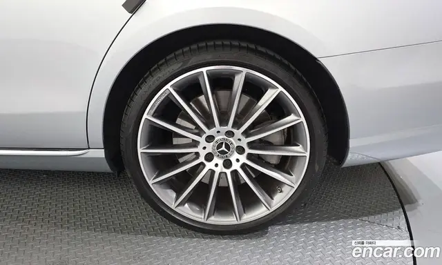 Mercedes-Benz E-Class 2023 3.0 автомат (гидро), миниатюра 7 Mercedes-Benz E-Class 2023 3.0 автомат (гидро), миниатюра 7