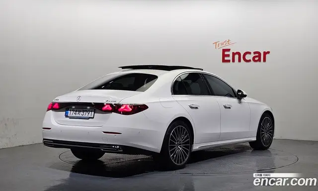 Mercedes-Benz E-Class 2025 3.0 автомат (гидро), миниатюра 2 Mercedes-Benz E-Class 2025 3.0 автомат (гидро), миниатюра 2