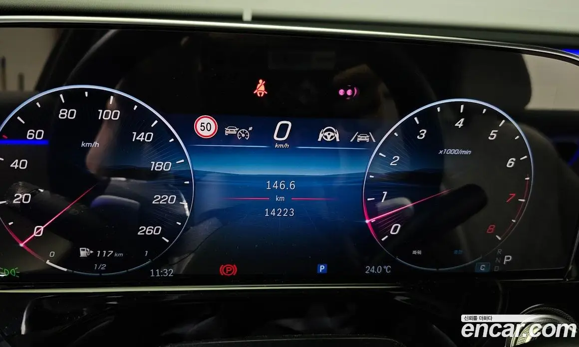 Mercedes-Benz E-Class 2025 3.0 автомат (гидро), фото 11 Mercedes-Benz E-Class 2025 3.0 автомат (гидро), фото 11
