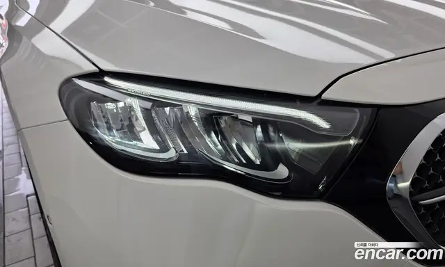 Mercedes-Benz E-Class 2025 2.0 автомат (гидро), миниатюра 8 Mercedes-Benz E-Class 2025 2.0 автомат (гидро), миниатюра 8