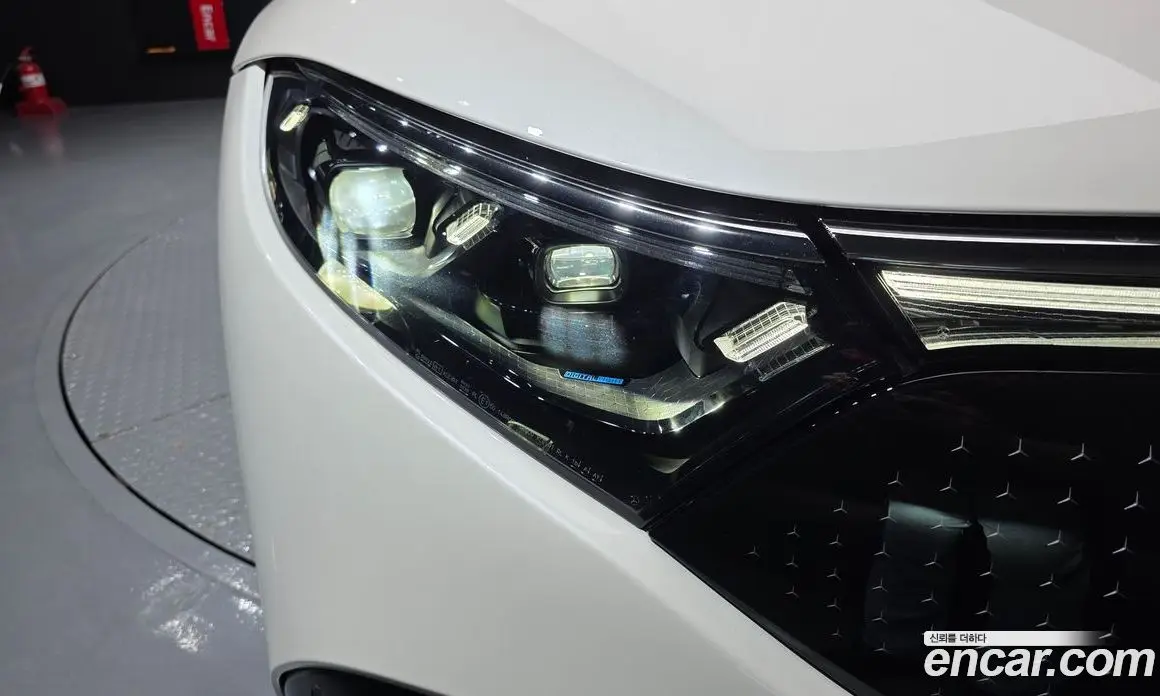 Mercedes-Benz EQS 2022 0.3 автомат (гидро), фото 8 Mercedes-Benz EQS 2022 0.3 автомат (гидро), фото 8