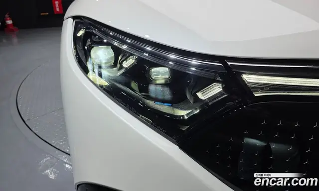Mercedes-Benz EQS 2022 0.3 автомат (гидро), миниатюра 8 Mercedes-Benz EQS 2022 0.3 автомат (гидро), миниатюра 8