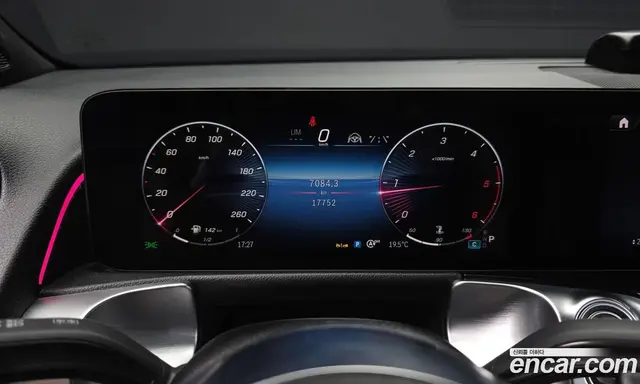 Mercedes-Benz GLB-Class 2024 1.9 автомат (гидро), миниатюра 11