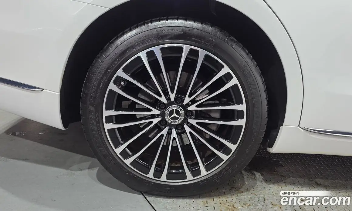 Mercedes-Benz S-Class 2024 3.0 автомат (гидро), фото 5