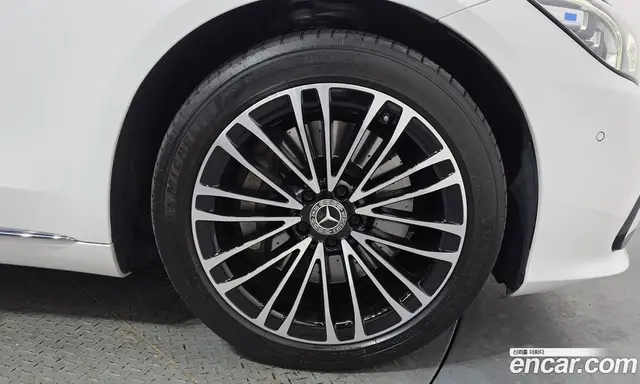 Mercedes-Benz S-Class 2024 3.0 автомат (гидро), миниатюра 7