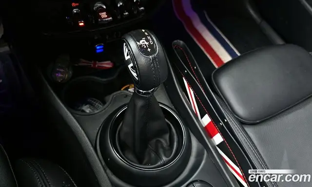 Mini Clubman 2018 2.0 автомат (гидро), миниатюра 12