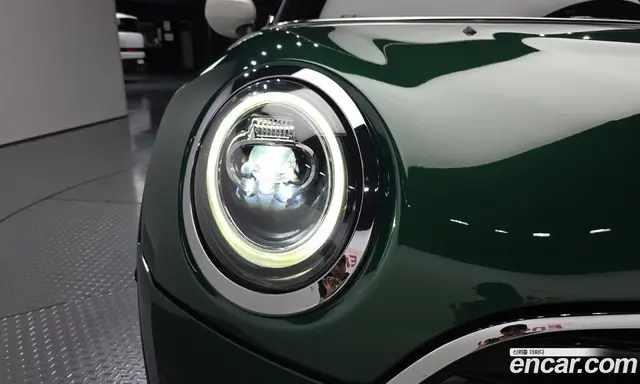 Mini Clubman 2021 2.0 автомат (гидро), миниатюра 8