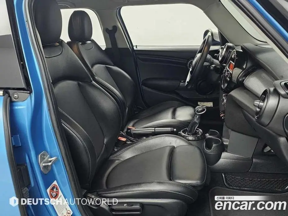 Mini Cooper 2015 1.5 автомат (гидро), фото 10 Mini Cooper 2015 1.5 автомат (гидро), фото 10