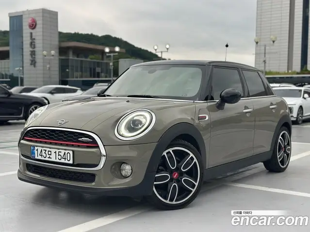 Mini Cooper 2019 1.5 автомат (гидро), миниатюра 2