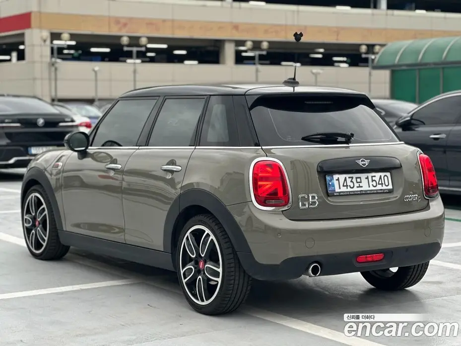 Mini Cooper 2019 1.5 автомат (гидро), фото 4