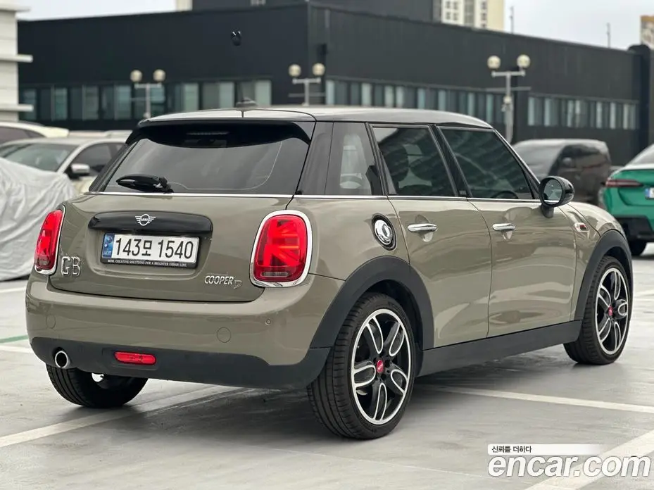 Mini Cooper 2019 1.5 автомат (гидро), фото 7