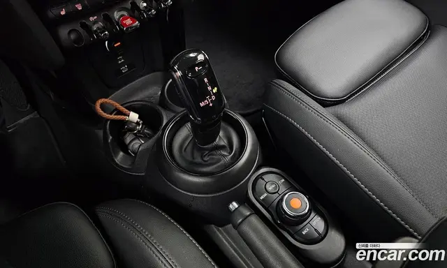 Mini Cooper 2021 2.0 автомат (гидро), миниатюра 12