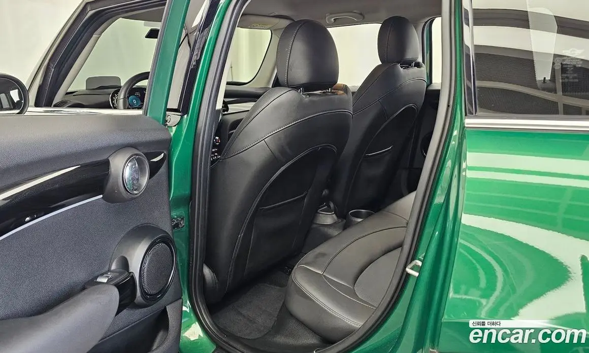 Mini Cooper 2021 2.0 автомат (гидро), фото 16